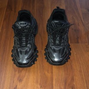 Balenciaga Track2 Black size 8 in US, European size is 41.